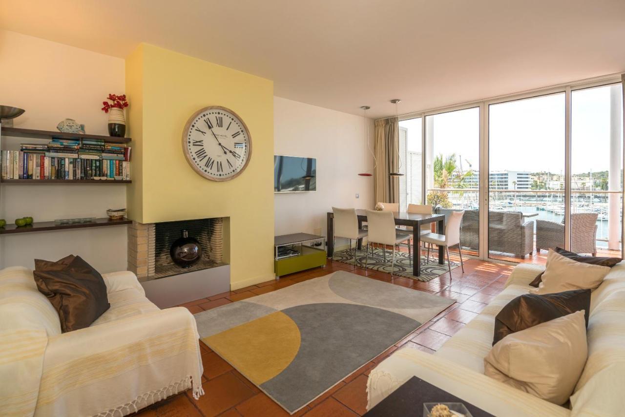 Stunning 2-Bed Penthouse In Lagos 250M From Beach Kültér fotó