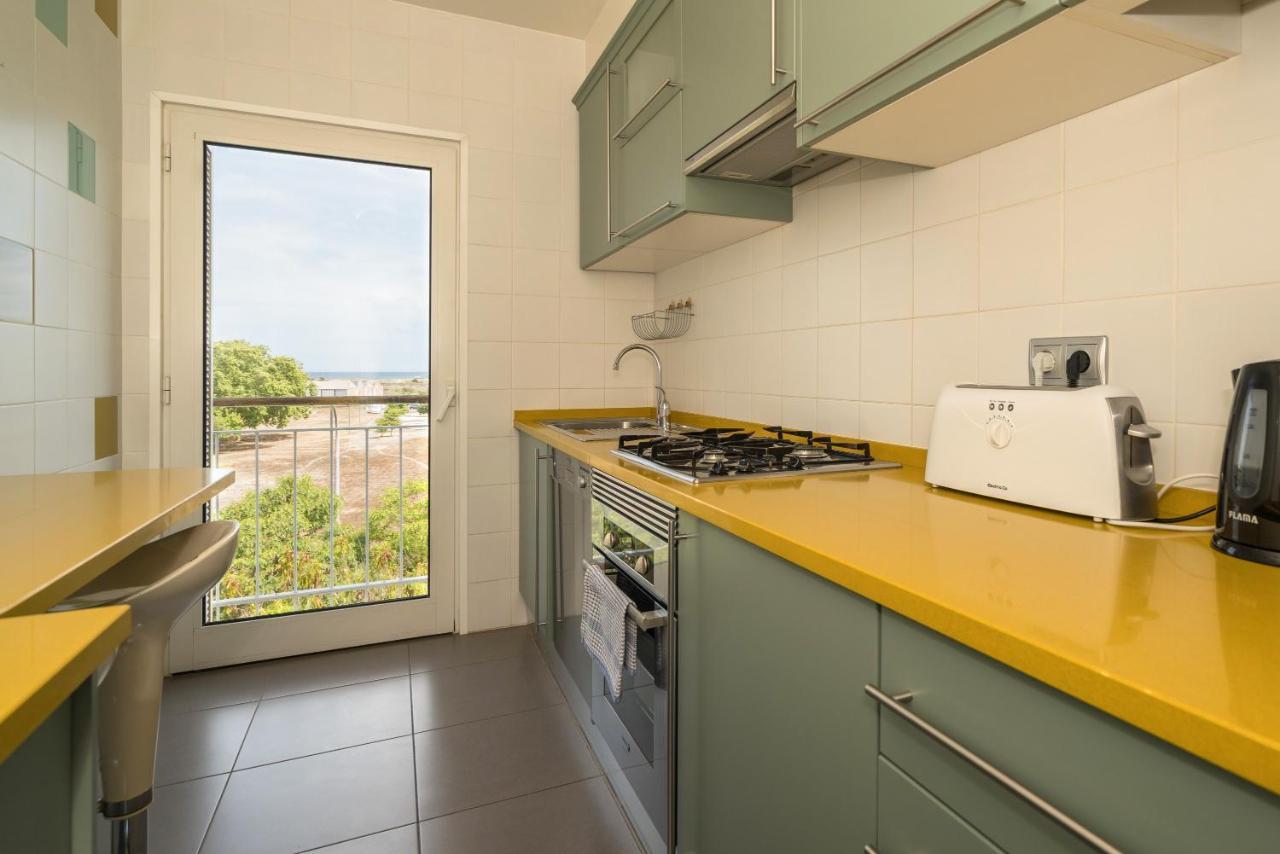 Stunning 2-Bed Penthouse In Lagos 250M From Beach Kültér fotó