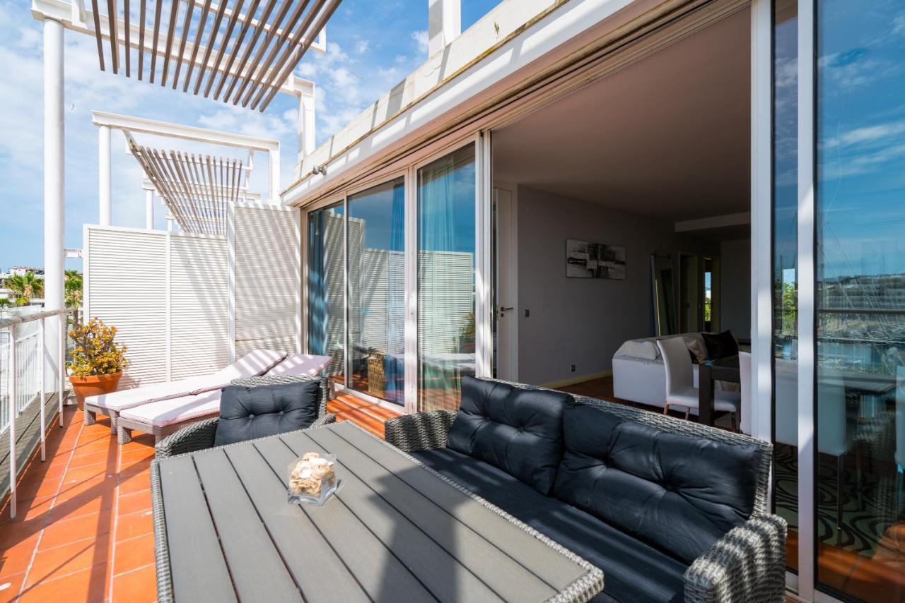 Stunning 2-Bed Penthouse In Lagos 250M From Beach Kültér fotó