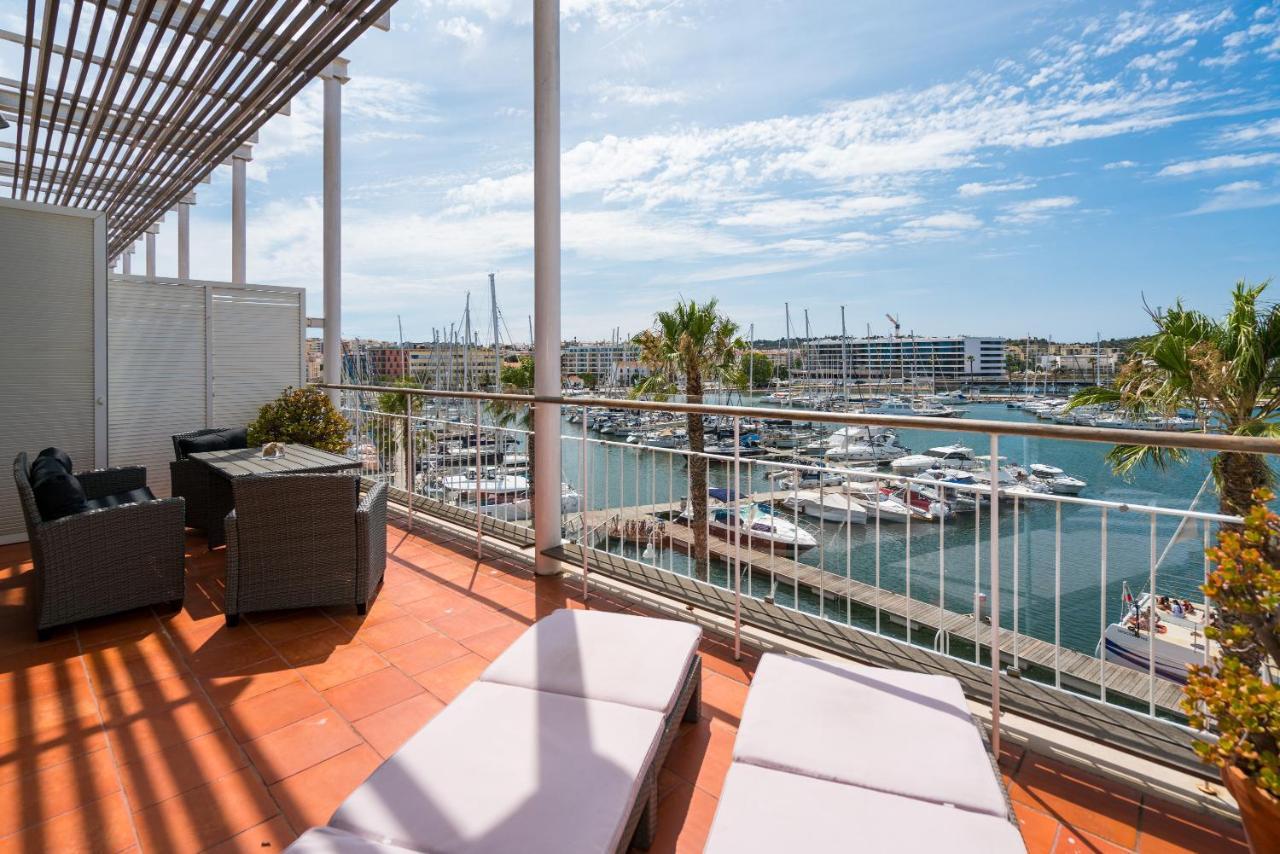 Stunning 2-Bed Penthouse In Lagos 250M From Beach Kültér fotó
